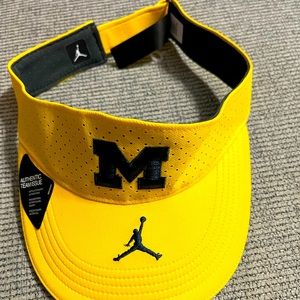 New without tag Jordan “Michigan State Visor”